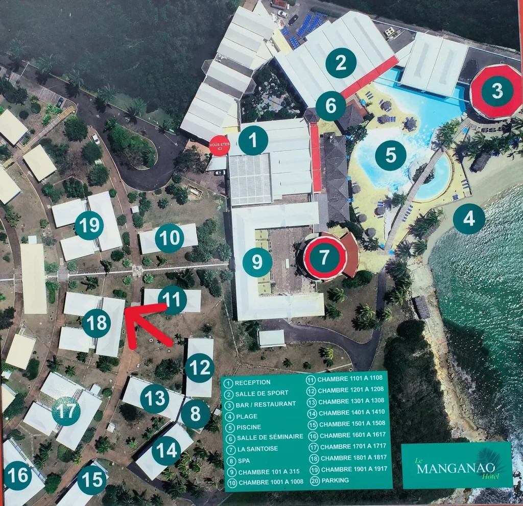 votre studio bord de mer résidence recherchée St François 156 000 euros
